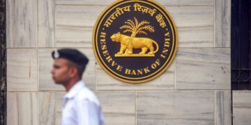 RBI filed an application for insolvency action against this housing finance company - India tv hindi