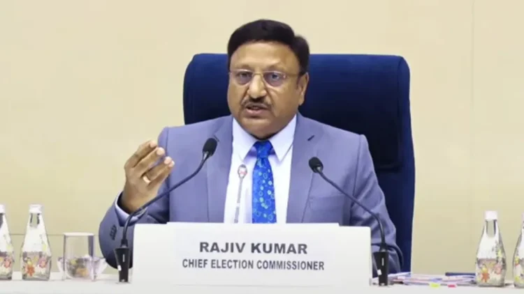 Rajiv Kumar Responded To The Allegations In A Poetic Manner: 'Even Hakeem Lukman doesn't have a cure for doubt'...Chief Election Commissioner Rajiv Kumar responded to the allegations of the opposition in a poetic manner, Even Hakeem Lukman doesn't have a cure for his doubts...Chief Election Commissioner Rajeev Kumar responded to the allegations in a poetic manner.