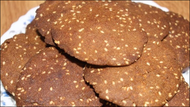 Recipe of Bajra Pua, eaten extensively on Makar Sankranti - India TV Hindi
