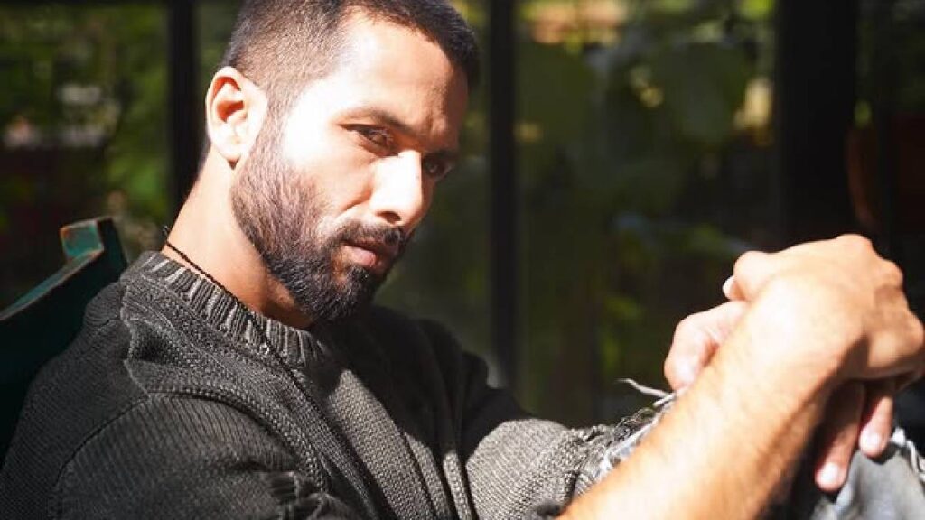 Shahid's tan on Starkids' luxury life, I said- I also have clothes ...- India tv hindi