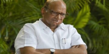 Sharad Pawar praised RSS's commitment towards its ideology, sudden praise of Sangh created panic in political circles.