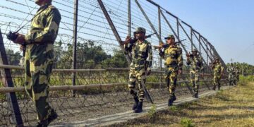 Situation worsens again on India-Bangladesh border, clash between farmers after altercation - India TV Hindi