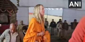 Steve Jobs' wife Lauren Powell becomes Kamala, gets this gotra; Mahakumbh will reach today - India TV Hindi