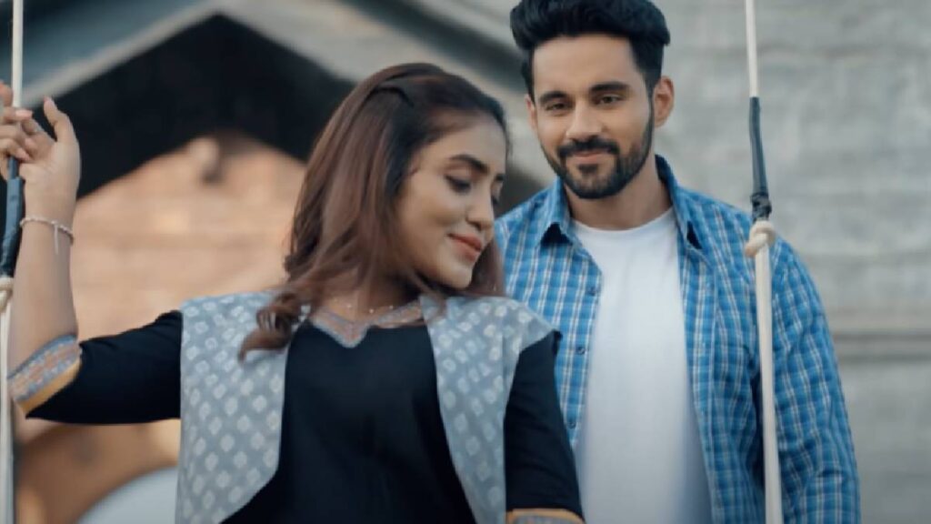 Tanya Mishra and Abhishek Bajaj's new romantic song is here, created ruckus as soon as it was released - India TV Hindi