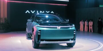 The first day of Auto Expo was in the name of EV vehicles, these companies including Maruti, Tata, Hyundai launched these powerful SUVs - India TV Hindi
