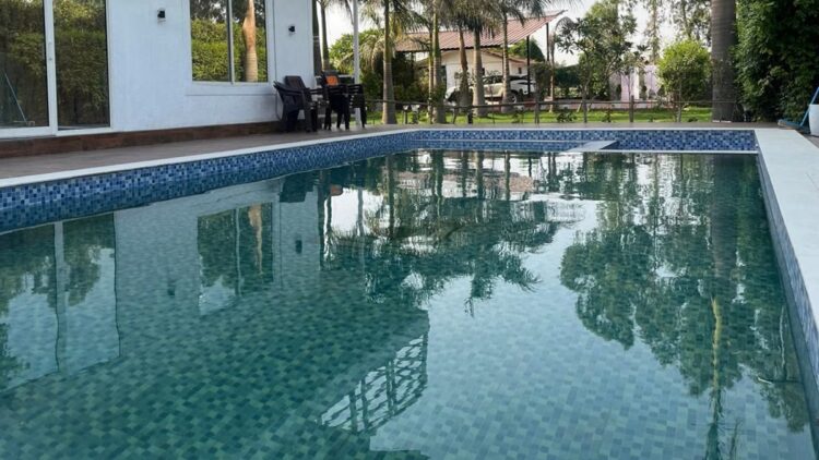 The girl drowned in 'swimming pool' on birthday, the resort came with family to celebrate his birthday - India tv hindi