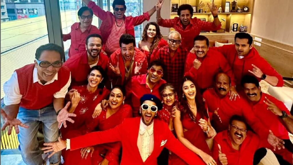 The industry was facing the brunt of unemployment and lockdown - India TV Hindi
