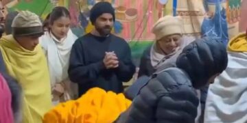 Took blessings from Premanand Maharaj, now in whose shelter Virat-Anushka reached? VIDEO VIRAL - India TV Hindi