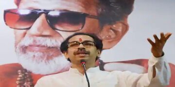 Uddhav Thakerey And Congress: Uddhav Thackeray's party targeted Congress, wrote in mouthpiece Saamana - People are feeling that..., Saamana of uddhav thakerey slams congress says people think india alliance and maha vikas aghadi are mess