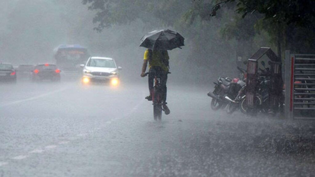 Warning of rain for six days in 10 states including UP, changing weather patterns - India tv hindi