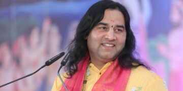 'When there can be Waqf Board then why can't there be Sanatan Board?', said Devkinandan Thakur - India TV Hindi
