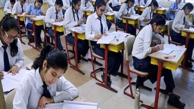 When to be released, admit card for CBSE Board Exam 2025, exam is to start from February 15