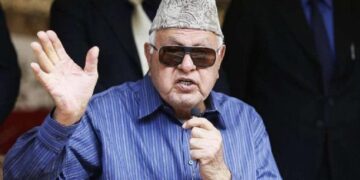 'You called me Sherawali', Farooq Abdullah sang hymns of Mata Vaishno Devi, people kept watching