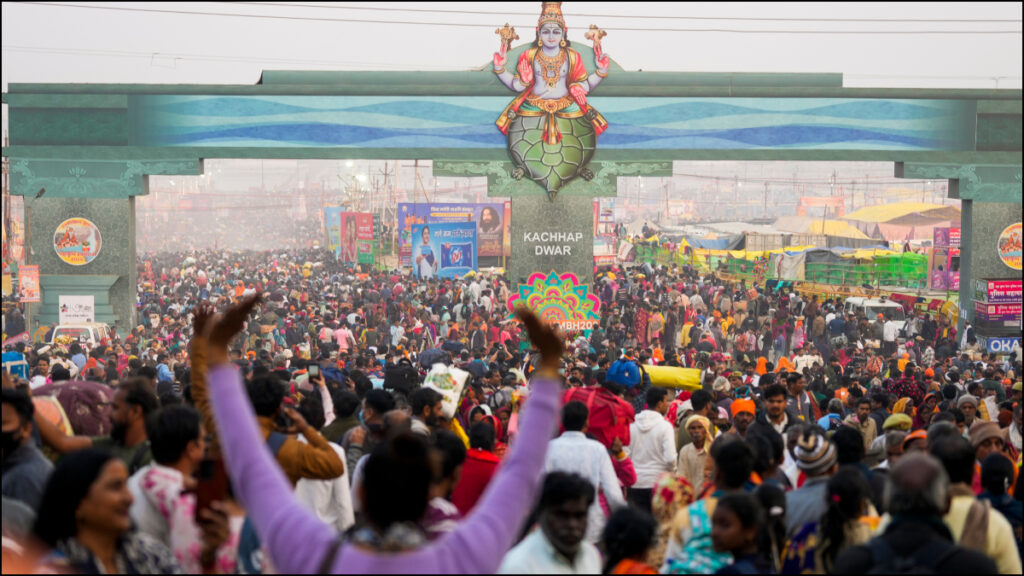You will not be with you in Mahakumbh, tie a knot 5 rules related to security - India tv hindi