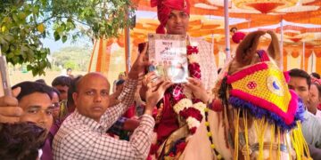 145 policemen became Barati at the wedding of Dalit groom in Gujarat, this wedding in discussion - India tv hindi