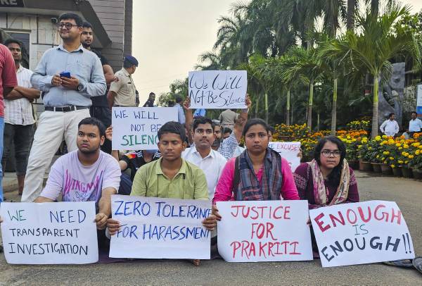 159 students of Odisha University returned to Nepal, claimed inhuman behavior
