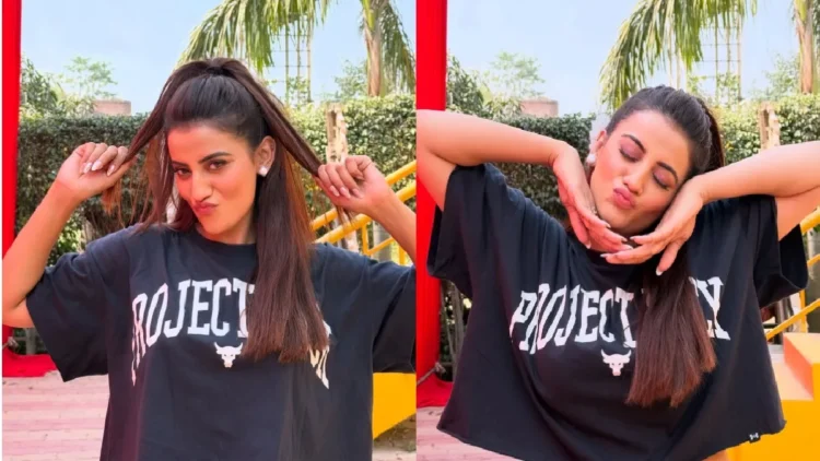 Akshara Singh, half of her age in Pink shorts, stopped heartbroken