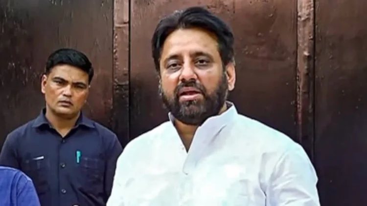 Amanatullah Khan Got Anticipatory Bail: Amanatullah Khan gets anticipatory bail, court directed to cooperate in police investigation
