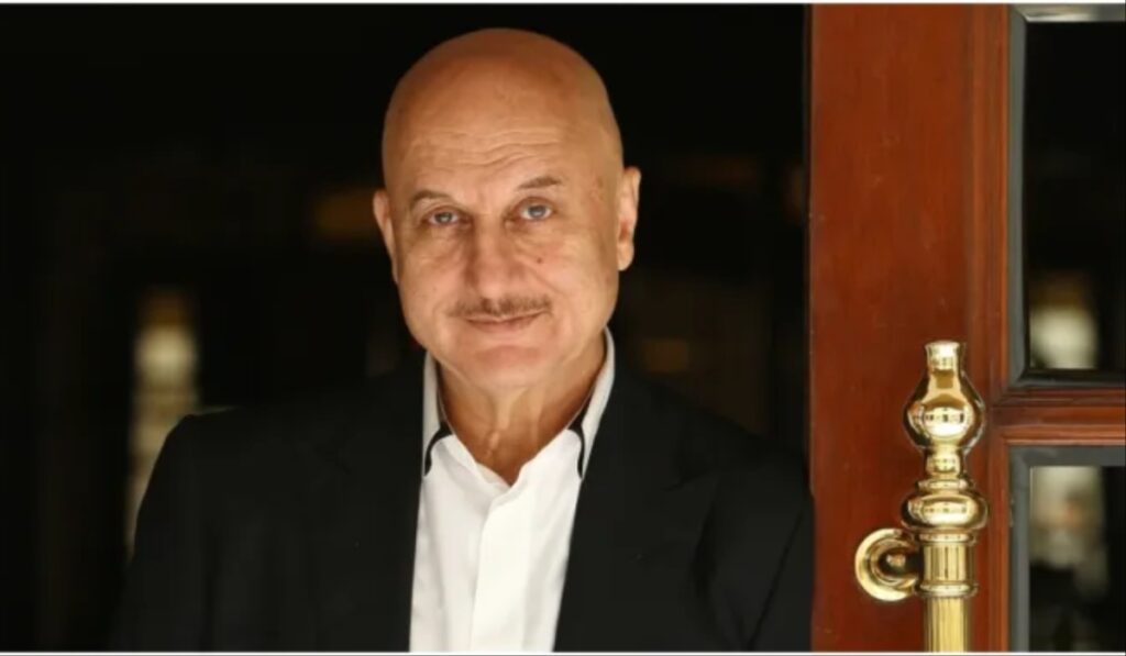 Anupam Kher will join acting and join politics? Actor breaks silence, tweet viral - India tv hindi