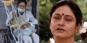 Aruna Irani's accident in Bangkok, actress seen in this hall on wheelchair - India tv hindi