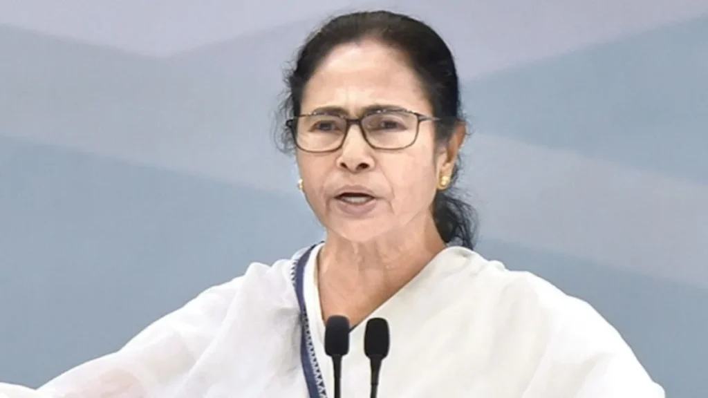 BJP Surrounded Mamata Bnerjee: Kolkata mayor cancel Vishwakarma Pooja in Municipal Corporation schools and give a one -day extra holiday on Eid, BJP Ghera, Kolkata Mayor canceled Vishwakarma Puja Holiday in Municipal Corporation Schools and OREDERED ORI Holiday on eid, BJP surrounded