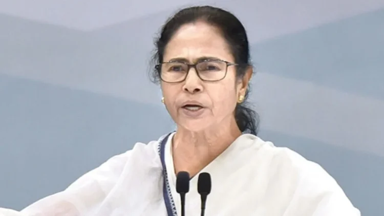 BJP Surrounded Mamata Bnerjee: Kolkata mayor cancel Vishwakarma Pooja in Municipal Corporation schools and give a one -day extra holiday on Eid, BJP Ghera, Kolkata Mayor canceled Vishwakarma Puja Holiday in Municipal Corporation Schools and OREDERED ORI Holiday on eid, BJP surrounded