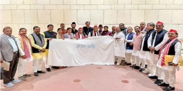 BJP criticized akhilesh Yadav's statement on election commission: BJP leaders criticized for Akhilesh Yadav's Election Commission 'Kafan' statement