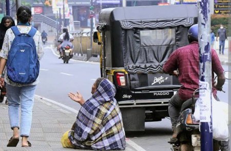 Ban on begging in Bhopal, action will also be taken against those who give