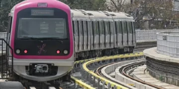 Bengaluru Metro Fare Hike: Bomb of inflation on those living in Congress -ruled Karnataka capital Bengaluru, the journey of metro became expensive; Earlier bus fares were increased, Bengaluru Metro Rail Corporation Limited BMRCL Hikes Metro Fare Know How Much You have to pay