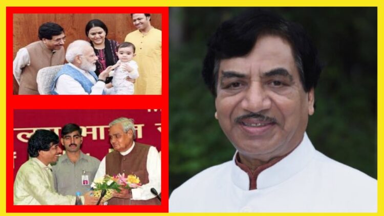 Bharat Ke Famous Neta Dr Satyanarayan Jatiya Biography in Hindi | Dr Satyanarayan Jatiya Wikipedia in Hindi | Dr satyanarayan jatiya ka jivan parichay | Dr Satyanarayan Jatiya Political Career Indian Famous Leader | News Track Hindi News | Latest Update Hindi Samachar | Dr Satyanarayan Jatiya Biography: The most loved leader among the public 'Dr. Satyanarayana Jatiya ', who still considers his identity as a labor leader. News Track in Hindi