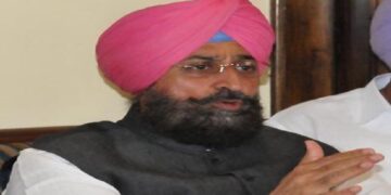 Big Claim of Congress on Aam Admi Party: Aam Aadmi Party will break in Punjab?