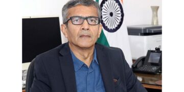 Defense Secretary Rajesh Kumar Singh held important bilateral meetings with global officials in Aero India 2025