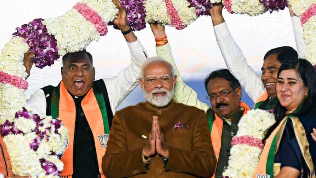 Delhi Election Results 2025 Winners BJP Party Excellent Work in Delhi Ki News in Hindi | Delhi news today latest update in hindi news track hindi news delhi ka taza samachar in hindi | Delhi news: Modi Delhi-Modi India | News Track in Hindi