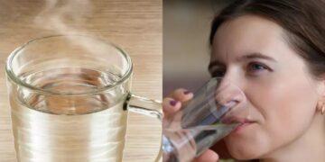 Drinking lukewarm water gives many best benefits, know the right time to drink - India tv hindi
