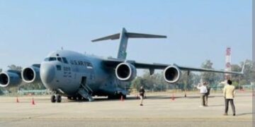 Exempted migrants from America: Two flights reached Ahmedabad with 33 people from Gujarat