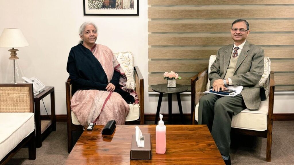 Finance Minister Nirmala Sitharaman will address RBI board, know why this meeting is important - India tv hindi