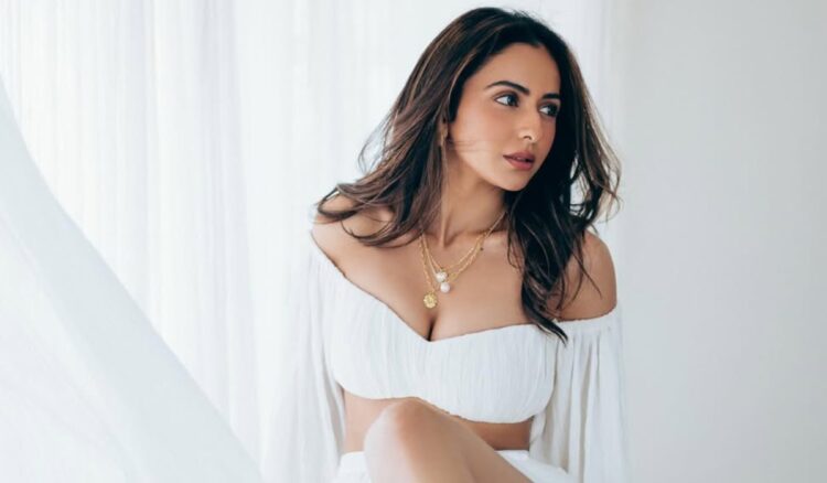 How did Rakul Preet recover from Jim Inzari? Practice of Dance Steps in Water - India tv hindi
