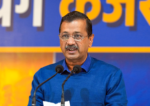 Kejriwal's charge, calls our 16 candidates, ministerial posts and greed for crores on leaving 'AAP'