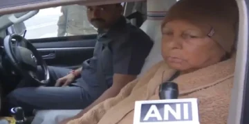 Lalu Yadav: 'Kumbh Hai Kumbh', what did RJD supremo say while giving a statement on the stampede at Delhi railway station!