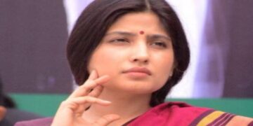 Mahakumbh Bhagdad. Mahakumbh. Bhagdad. Dimple Yadav. Yogi Government. Uttar Pradesh. Criticism. Mahakumbh. Stampede. Yogi Government | Mahakumbh Bhagdad: 'Turned to humanity ...' Dimple Yadav surrounded the Yogi government on the Mahakumbh, heard the Khari-Khoti. News Track in Hindi