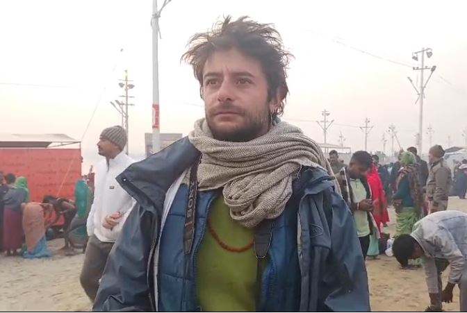 Mahakumbh: Italian photographer Nicolo Bruganara said a big thing, does not see such a huge gathering in the world
