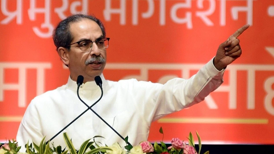 Maharashtra Politics. Operation tiger. Eknath shinde. Uddhav Thackeray. What is operation tiger. Operation Tiger in Maharashtra. Shiv Sena. Uday Samant. Maharashtra News. Maharashtra Politics. , Maharashtra Politics: In Maharashtra again, Uddhav Thackeray warned Eknath Shinde- BJP, said- if tried to break us, he will break his head. News Track in Hindi
