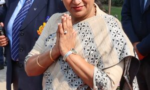 दिल्ली में बड़ा प्रशासनिक फेरबदल, आईएएस मधु रानी तेवतिया बनीं सीएम रेखा गुप्ता की सचिव