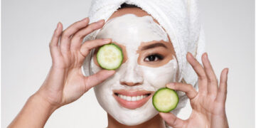 Make face pack by mixing these 4 things with gram flour, lost glow - India tv hindi