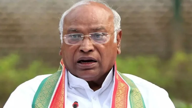 Mallikarjun kharge warning to congress leaders: 'Now party leaders will have to account for election results', Congress President Mallikarjun Kharge's direct warning, Mallikarjun kharge warn congress holders that they will be passulted