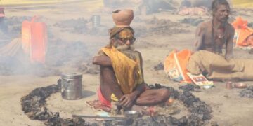 Panch Dhuni's hard penance, chanting, penance, confluence of various practices in Mahakumbh