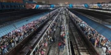 Passengers were confused about 'Prayagraj Express, Prayagraj Special', causing stampede: sources