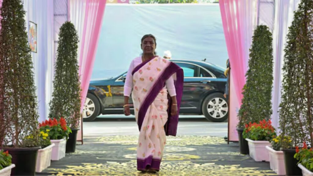 President Draupadi Murmu will go to Prayagraj tomorrow, will take a dip of faith in Sangam - India tv hindi