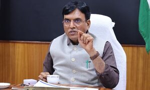 बीमाकृत श्रमिकों को गुणवत्तापूर्ण स्वास्थ्य सेवाएं प्रदान करना जारी रखा जाएगा : केंद्रीय मंत्री