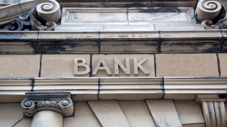RBI imposed strong penalty on this legendary bank, action in this case - India tv hindi